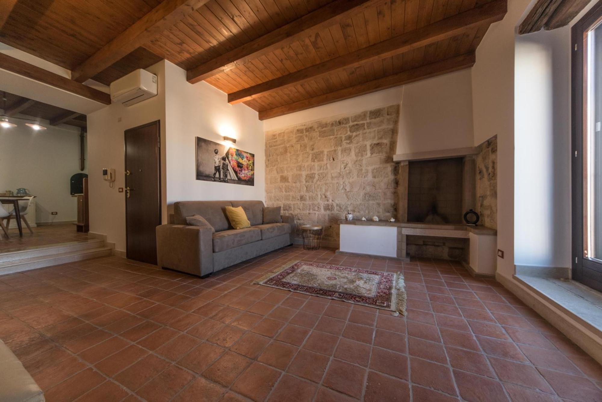 Sui Tetti Di Trani Harbour Suite Exterior photo
