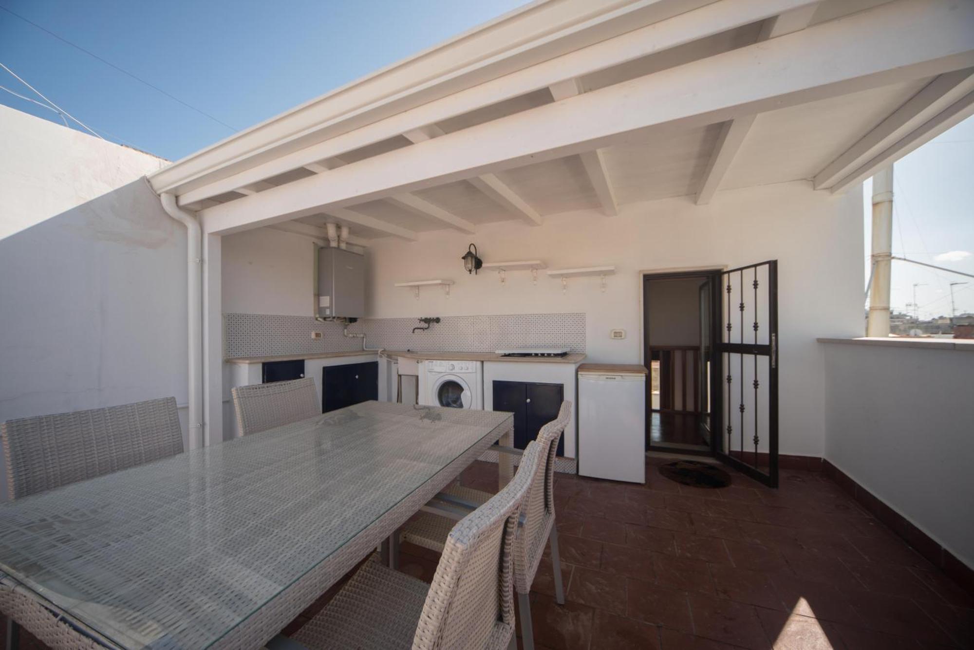 Sui Tetti Di Trani Harbour Suite Exterior photo